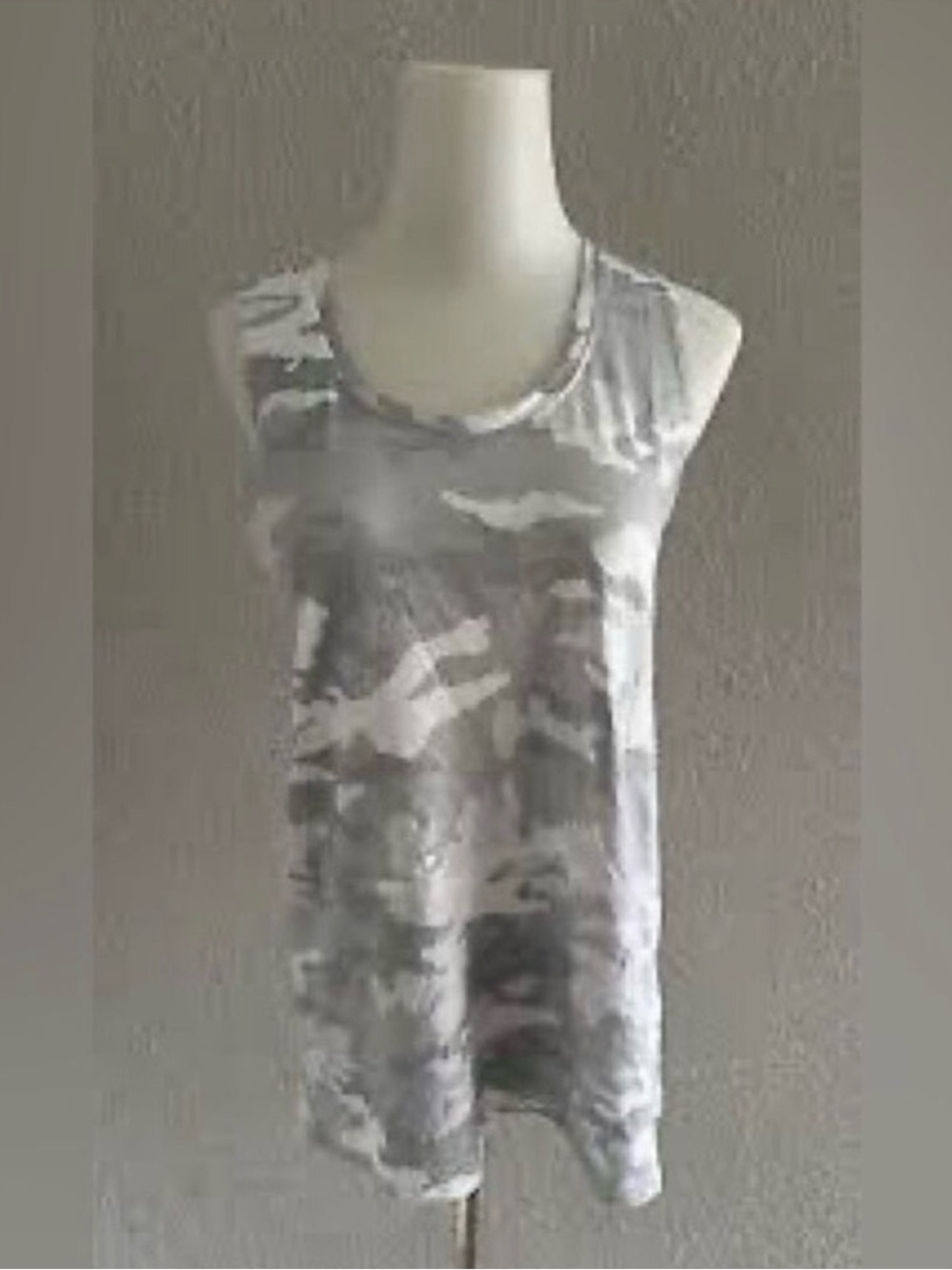 Athletic Works Gray Camo Athletic Workout Exercise Tank Top XS